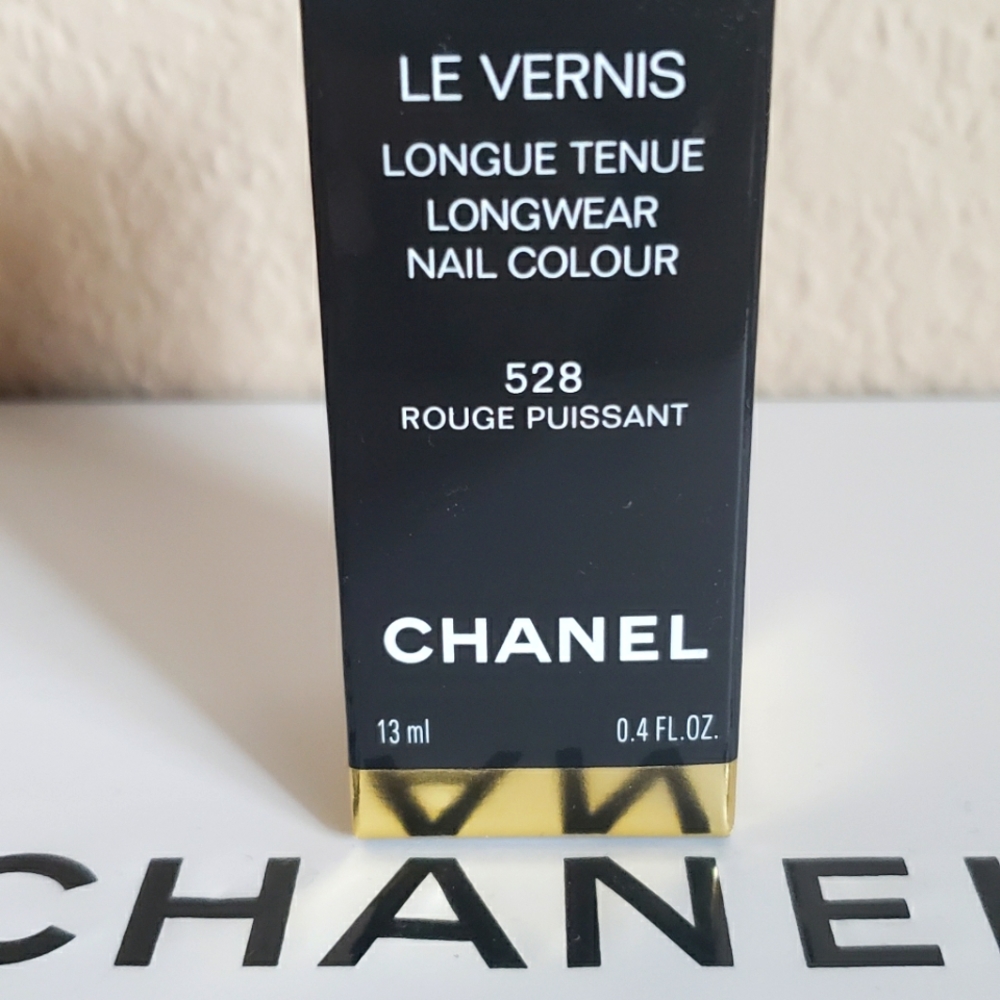 CHANEL NAIL POLISH LE VERNIS
